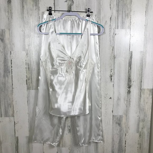 Belle Nuit Other - Belle Nuit satin pajama set cami pant lace NWT